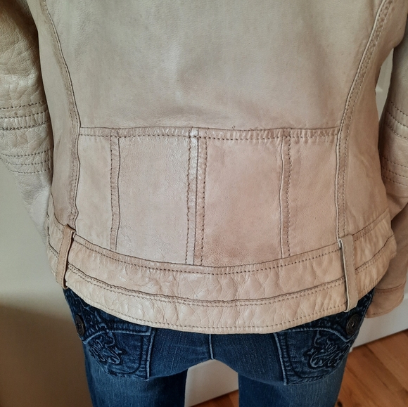 Fabulous leather jacket - Picture 4 of 12